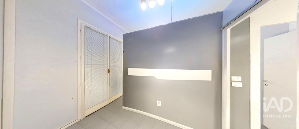 Negozio / locale commerciale di 55 m² in Arenzano (16011)