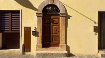 Casa indipendente 3 locali di 105 m² in Bastia Umbra (06083)