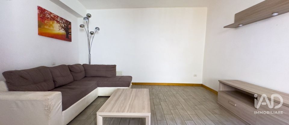 Casa indipendente 3 locali di 105 m² in Bastia Umbra (06083)