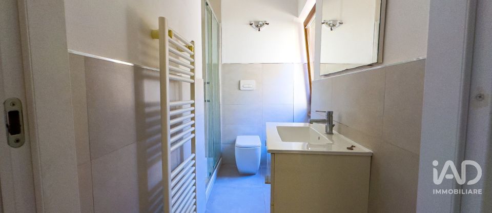 Casa indipendente 3 locali di 105 m² in Bastia Umbra (06083)