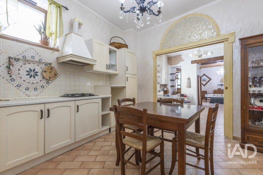 Appartamento 5 locali di 74 m² a Apiro (62021)