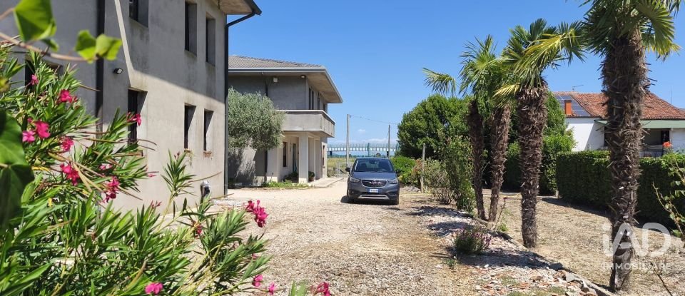 Casa indipendente / Villa 11 locali di 420 m² in Rovolon (35030)