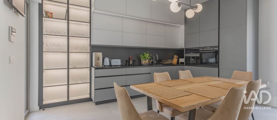 Villa a schiera 7 locali di 254 m² in Bari (70125)