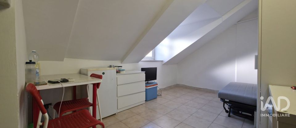 One-room apartment of 18 m² in Torino (10126)