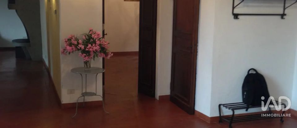 Casale 9 locali di 230 m² in Impruneta (50023)