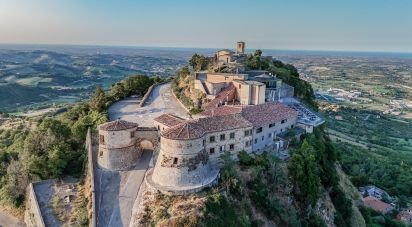 Costruzione di 3.000 m² in Torriana (47825)