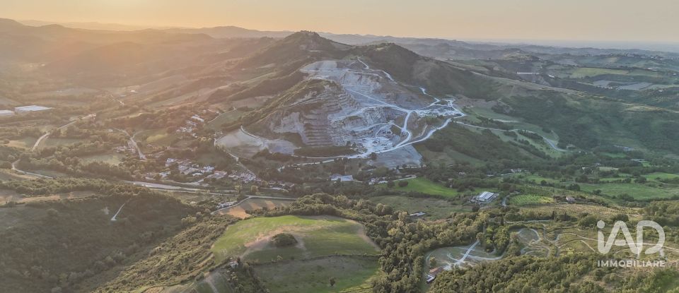 Costruzione di 3.000 m² in Torriana (47825)