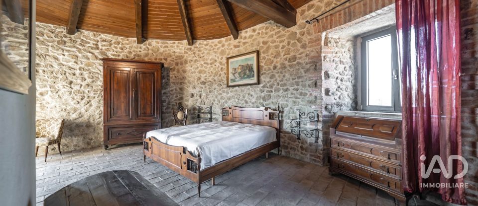 Costruzione di 3.000 m² in Torriana (47825)