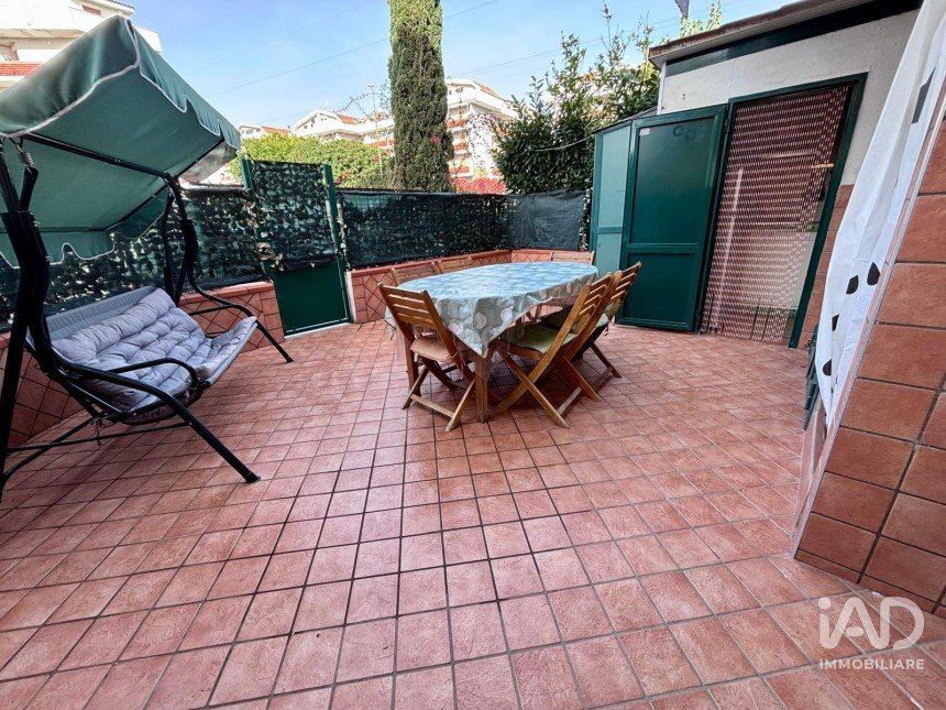 Trilocale di 35 m² a Scalea (87029)