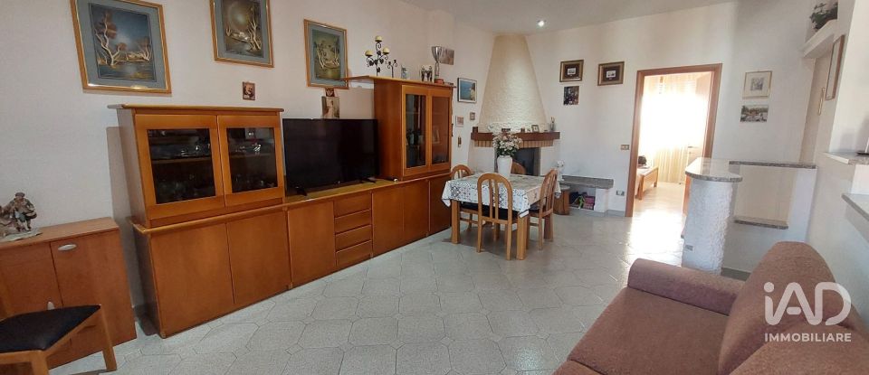 Three-room apartment of 97 m² in Paderno Dugnano (20037)