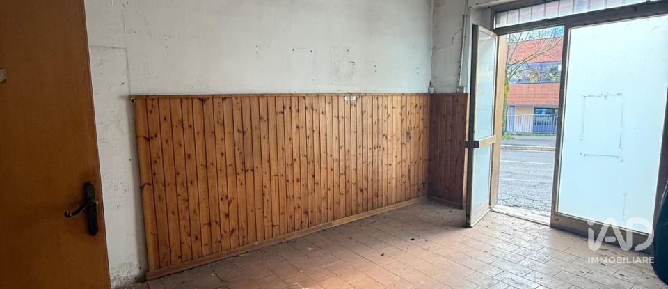 Shop / premises commercial of 50 m² in Arezzo (52100)