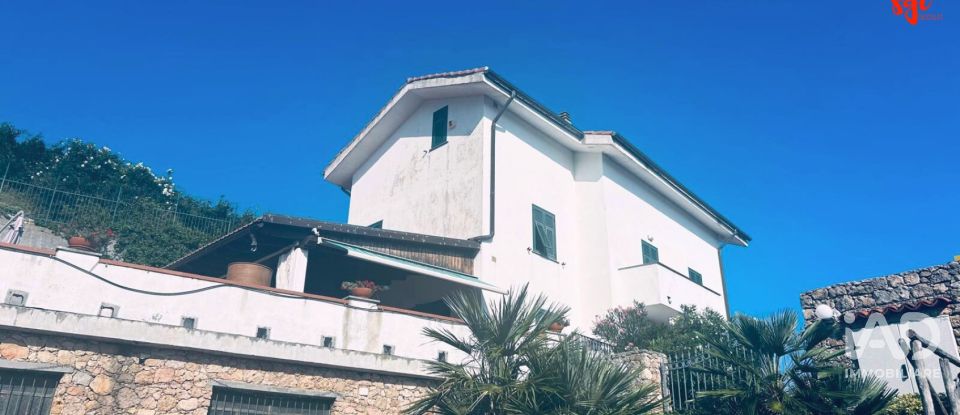 Casa indipendente 19 locali di 572 m² in Vezzi Portio (17028)