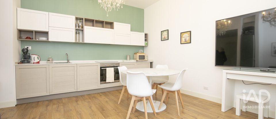 Three-room apartment of 50 m² in Genova (16124)