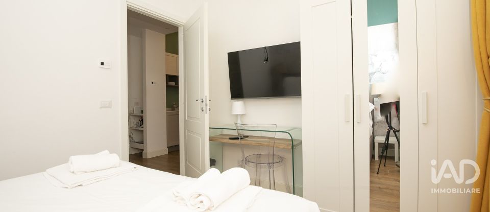 Three-room apartment of 50 m² in Genova (16124)