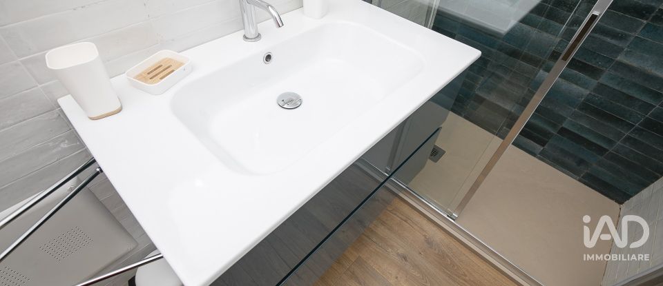 Three-room apartment of 50 m² in Genova (16124)