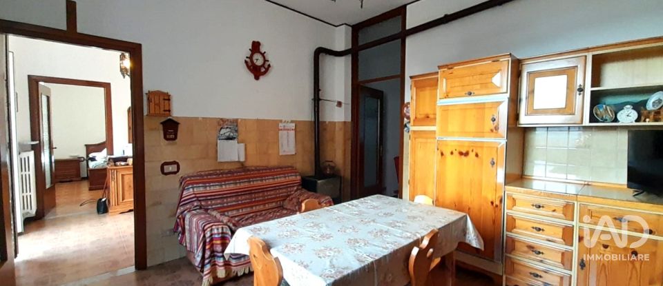 Three-room apartment of 110 m² in Vercurago (23808)