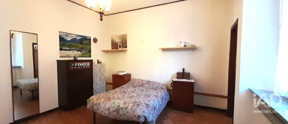 Three-room apartment of 110 m² in Vercurago (23808)