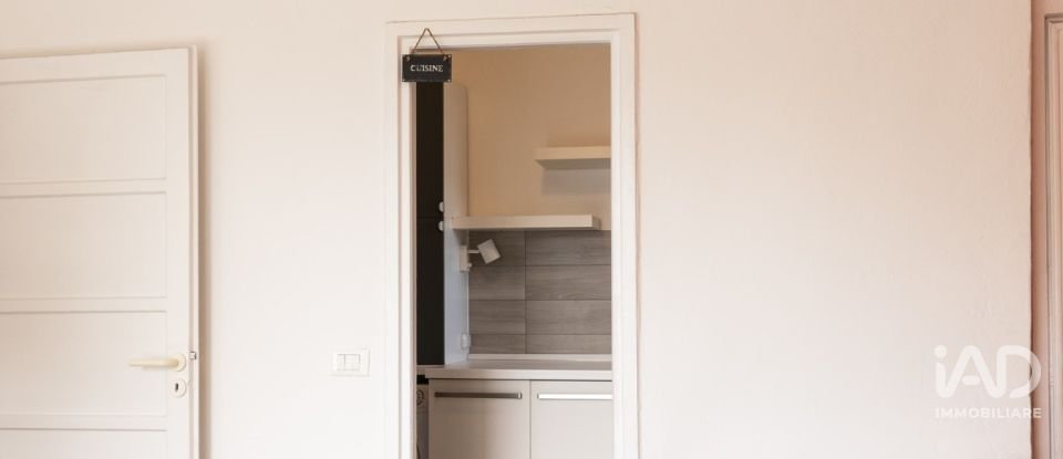 Bilocale di 56 m² a Milano (20155)