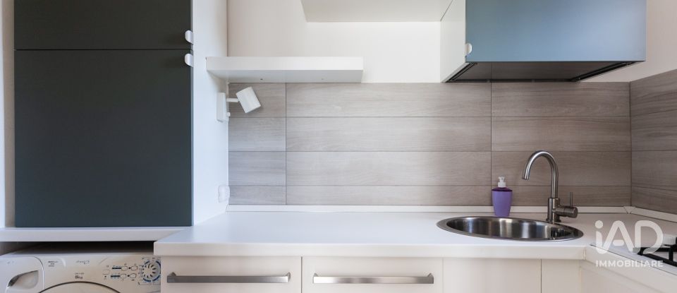 Bilocale di 56 m² a Milano (20155)