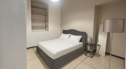 Appartamento 9 locali di 250 m² a Genova (16128)