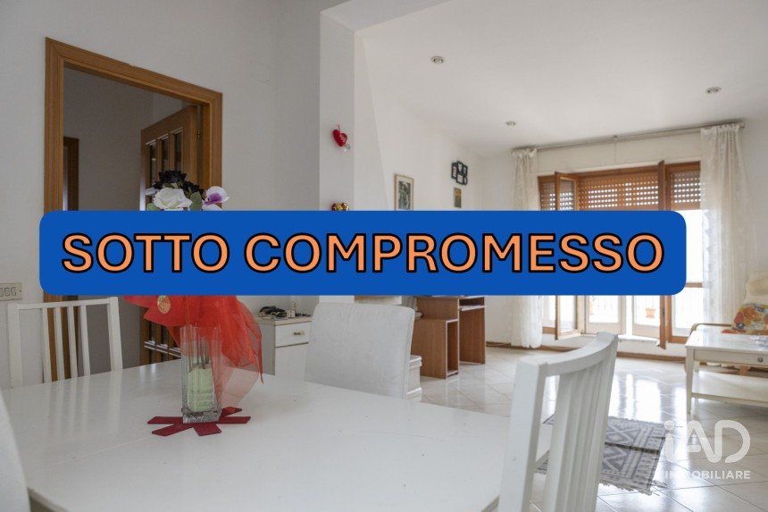 Three-room apartment of 105 m² in Osimo (60027)