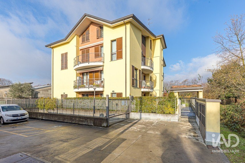 One-room apartment of 48 m² in Lentate sul Seveso (20823)