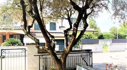 Villa a schiera 6 locali di 145 m² in Porto Mantovano (46047)