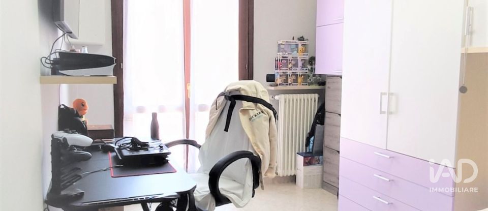 Traditional house 6 rooms of 145 m² in Porto Mantovano (46047)