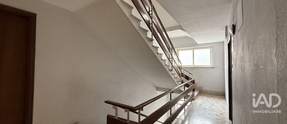 Two-room apartment of 80 m² in Palermo (90143)