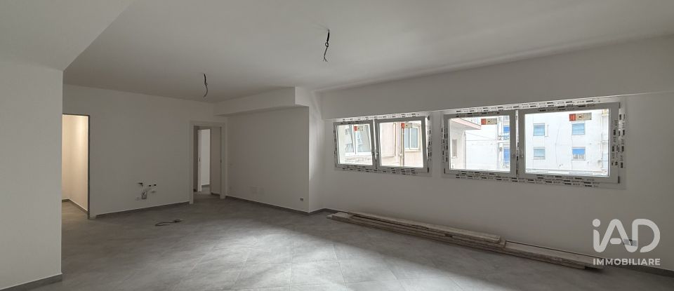 Two-room apartment of 80 m² in Palermo (90143)