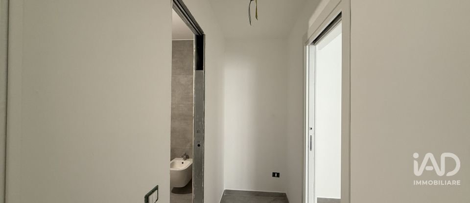 Two-room apartment of 80 m² in Palermo (90143)