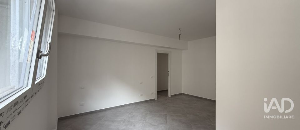 Two-room apartment of 80 m² in Palermo (90143)