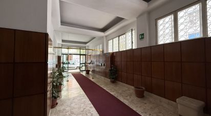 Three-room apartment of 109 m² in Palermo (90143)