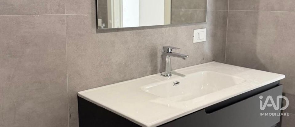 Trilocale di 125 m² a Palermo (90143)