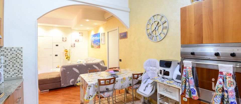 Trilocale di 89 m² a Meda (20821)