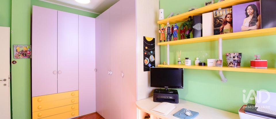 Trilocale di 89 m² a Meda (20821)