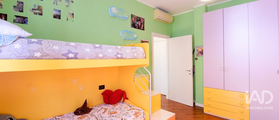 Trilocale di 89 m² a Meda (20821)