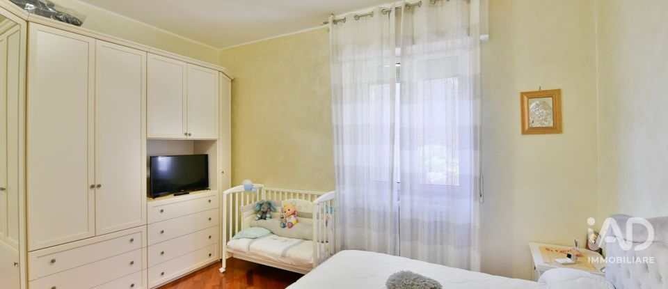 Trilocale di 89 m² a Meda (20821)