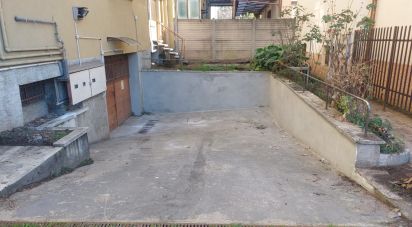 Negozio / locale commerciale di 207 m² in Cusano Milanino (20095)