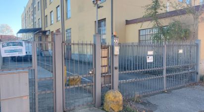 Negozio / locale commerciale di 207 m² in Cusano Milanino (20095)