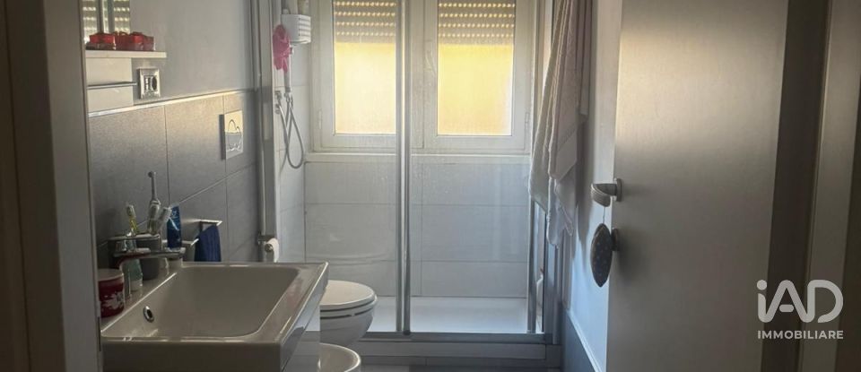 Four-room apartment of 74 m² in Roma (00198)