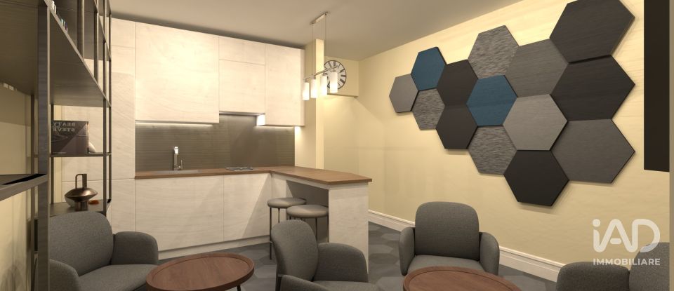 Appartamento 6 locali di 217 m² a Camerano (60021)