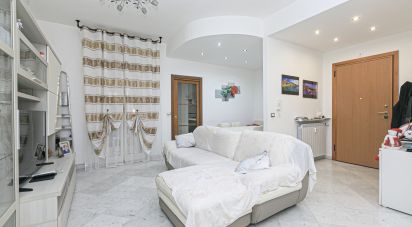 Trilocale di 104 m² a Genova (16155)
