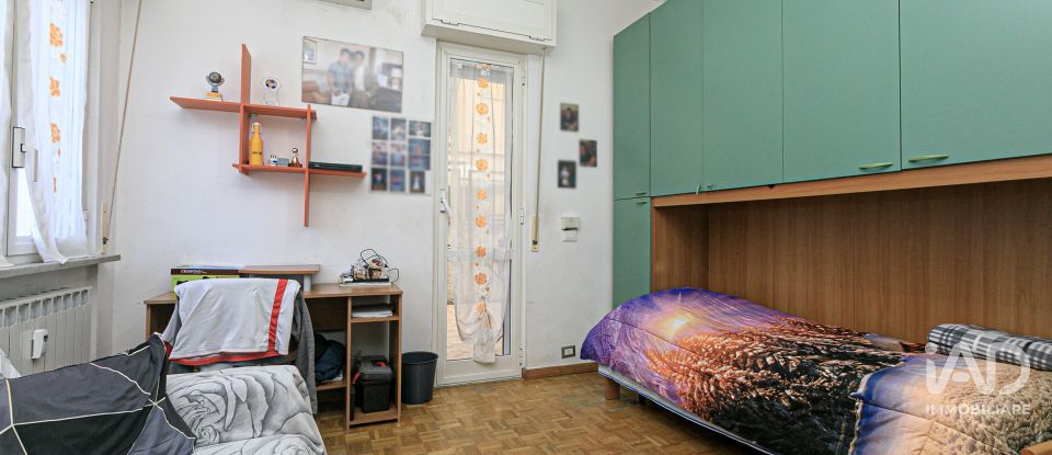 Trilocale di 104 m² a Genova (16155)