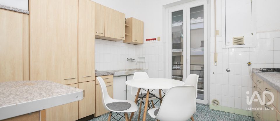 Appartamento 6 locali di 96 m² a Genova (16151)