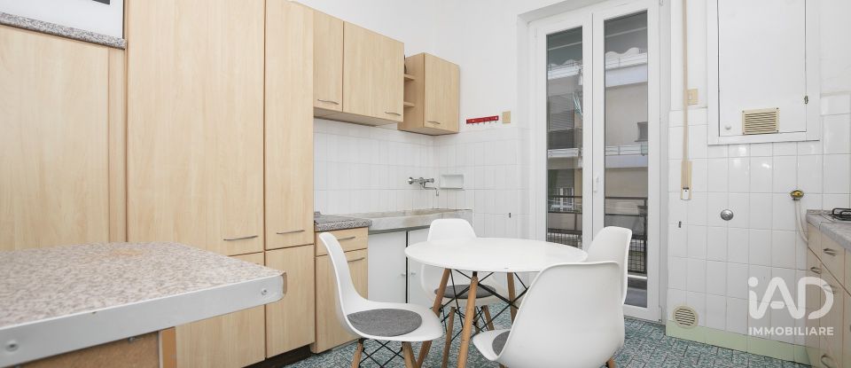 Appartamento 6 locali di 96 m² a Genova (16151)