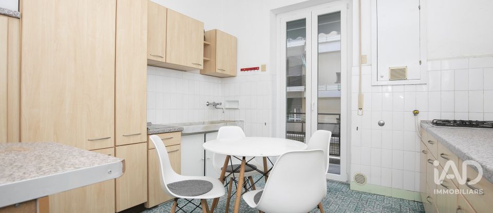 Appartamento 6 locali di 96 m² a Genova (16151)