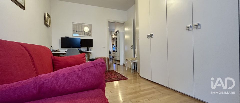 Apartment 6 rooms of 140 m² in Firenze (50145)