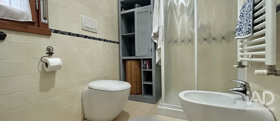 Apartment 6 rooms of 140 m² in Firenze (50145)