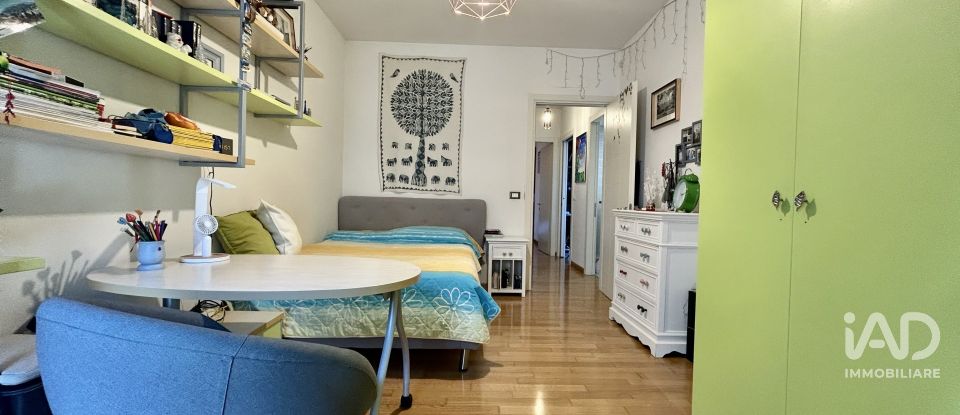 Apartment 6 rooms of 140 m² in Firenze (50145)